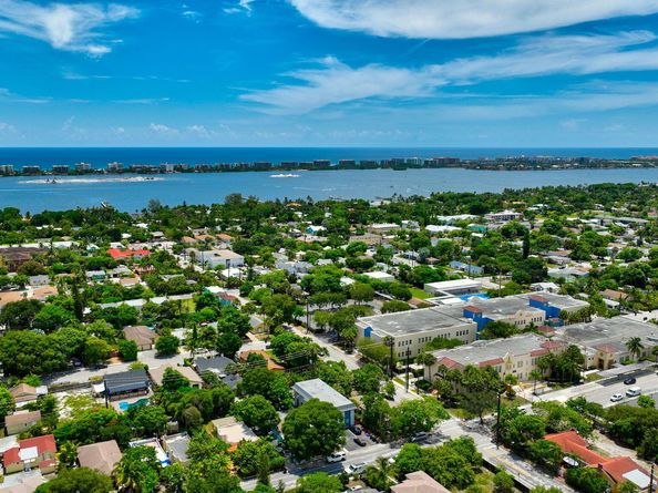 614 S E Street, Lake Worth Beach FL 33460