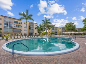 2861 Somerset Drive 104, Lauderdale Lakes FL 33311