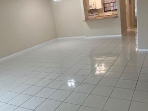 4054 N Pine Island Road 1a, Sunrise FL 33351