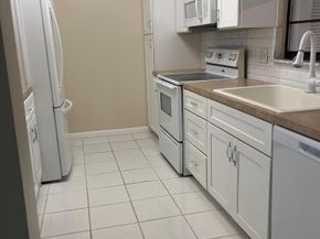 4054 N Pine Island Road 1a, Sunrise FL 33351