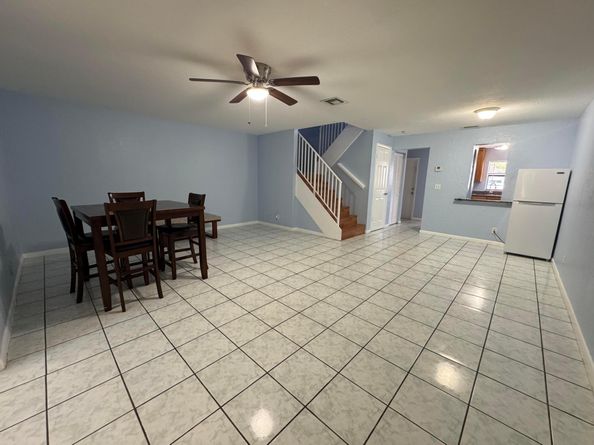 10987 Royal Palm Boulevard 9, Coral Springs FL 33065