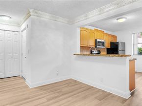 5681 Riverside Dr 101A6, Coral Springs FL 33067