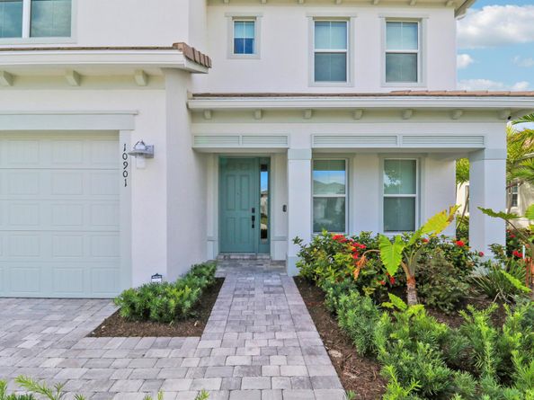 10901 Stellar Circle, Palm Beach Gardens FL 33412
