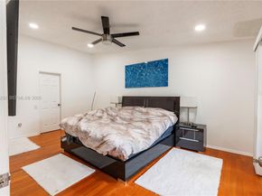 6724 SW 114th Place E E, Miami FL 33173