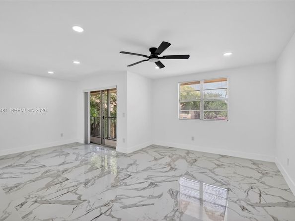 1227 SW 46th Avenue 314, Pompano Beach FL 33069