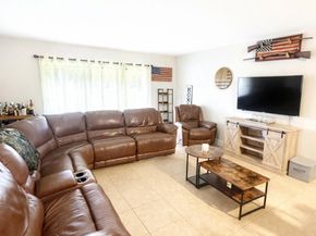 4052 N Pine Island Road 1c, Sunrise FL 33351