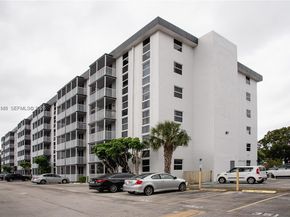 16950 W Dixie Hwy A-529 A529, North Miami Beach FL 33160