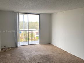 16950 W Dixie Hwy A-529 A529, North Miami Beach FL 33160