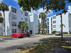 9440 Live Oak Place 402, Davie FL 33324