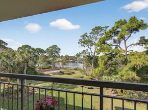 1901 Marina Isle Way 304, Jupiter FL 33477