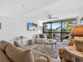1901 Marina Isle Way 304, Jupiter FL 33477