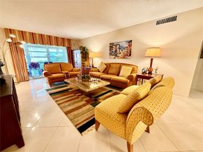 2301 Lucaya Lane O1, Coconut Creek FL 33066