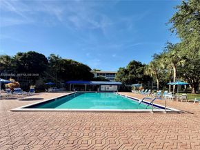 2301 Lucaya Lane O1, Coconut Creek FL 33066