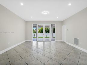 2850 NW 5th Street, Miami FL 33125