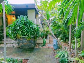 Undisclosed Address #A12013640, North Miami FL 33168