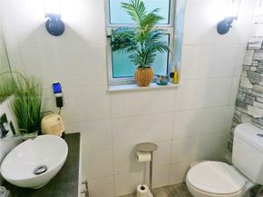 Undisclosed Address #A12013640, North Miami FL 33168