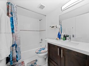 1800 Sans Souci 332 332, North Miami FL 33181