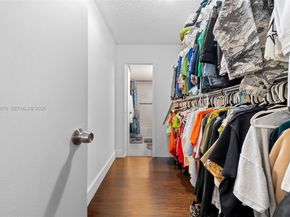 1800 Sans Souci 332 332, North Miami FL 33181