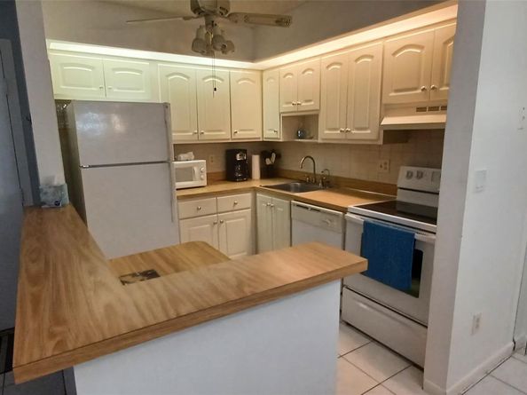 Undisclosed Address #FX-10392398, Tamarac FL 33321