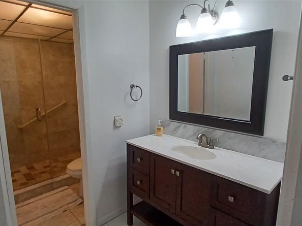 Undisclosed Address #FX-10392398, Tamarac FL 33321