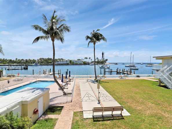 2508 Bay Drive 13, Pompano Beach FL 33062