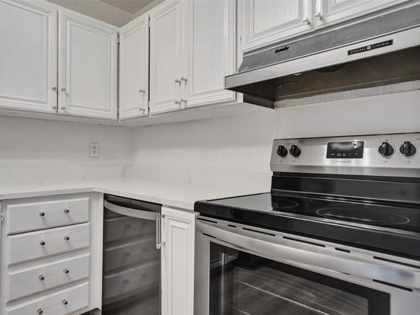 6249 Bay Club Dr 4, Fort Lauderdale FL 33308