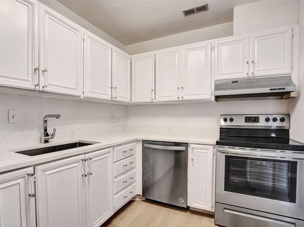 6249 Bay Club Dr 4, Fort Lauderdale FL 33308
