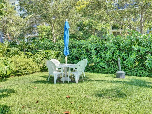6249 Bay Club Dr 4, Fort Lauderdale FL 33308