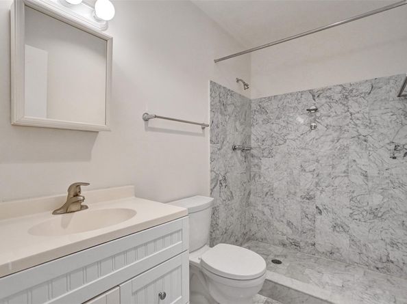6249 Bay Club Dr 4, Fort Lauderdale FL 33308