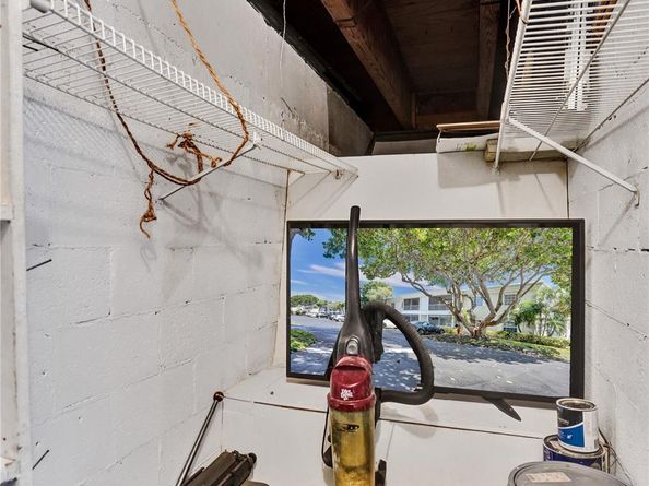 6249 Bay Club Dr 4, Fort Lauderdale FL 33308
