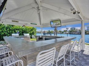 6249 Bay Club Dr 4, Fort Lauderdale FL 33308