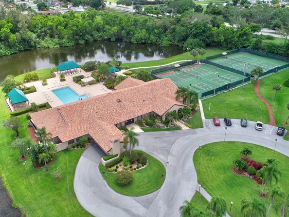 8300 Waterline Drive 201, Boynton Beach FL 33472