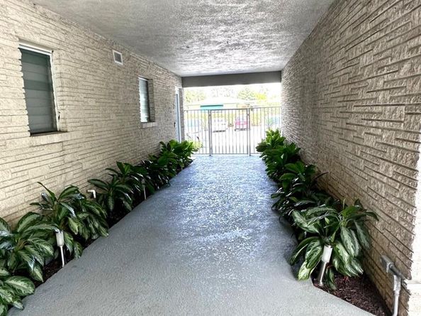 414 Seasage Drive 3, Delray Beach FL 33483