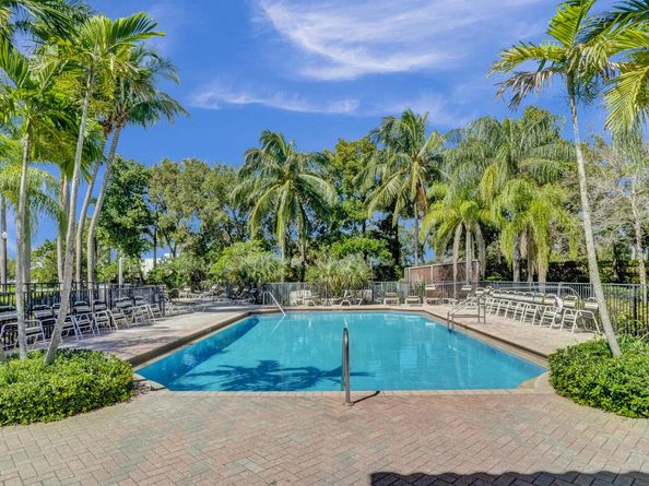 2947 Hope Valley Street 203, West Palm Beach FL 33411