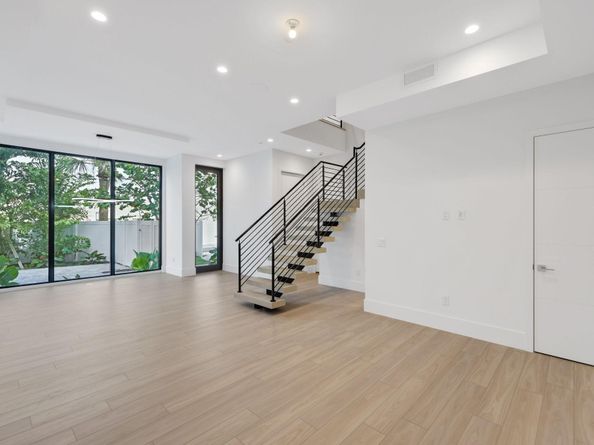 204 Osceola Park Lane, Delray Beach FL 33483