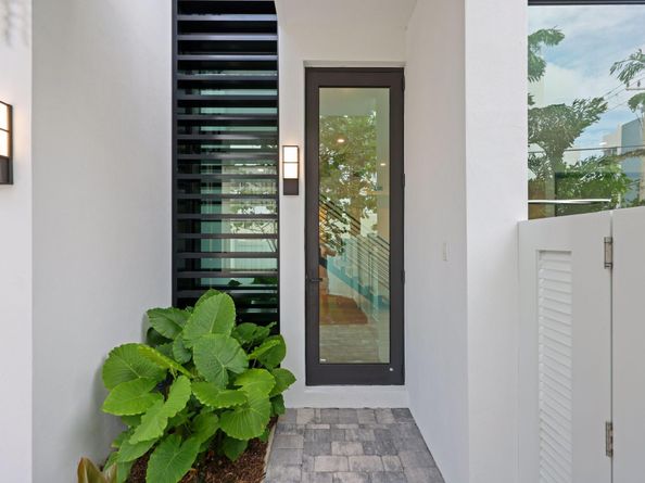 204 Osceola Park Lane, Delray Beach FL 33483