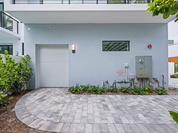 204 Osceola Park Lane, Delray Beach FL 33483
