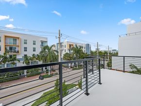 204 Osceola Park Lane, Delray Beach FL 33483