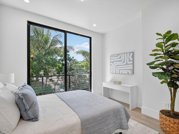 204 Osceola Park Lane, Delray Beach FL 33483