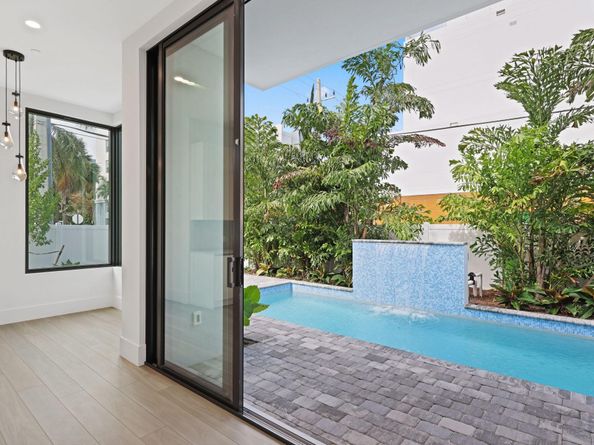 204 Osceola Park Lane, Delray Beach FL 33483
