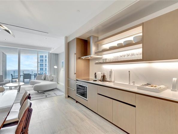 525 N Ft Lauderdale Beach Blvd 1707, Fort Lauderdale FL 33304