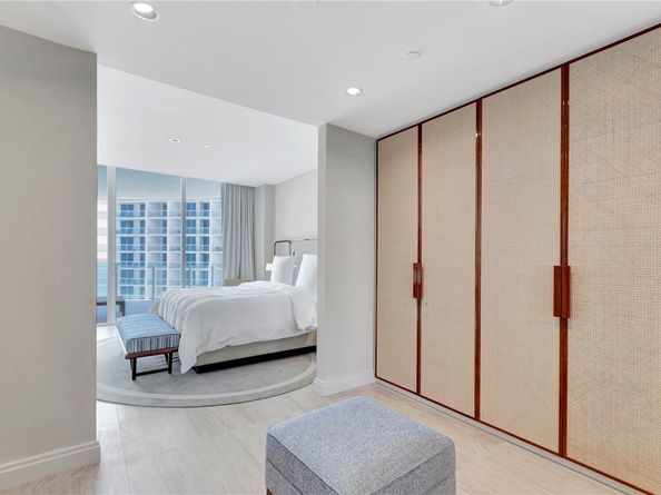 525 N Ft Lauderdale Beach Blvd 1707, Fort Lauderdale FL 33304