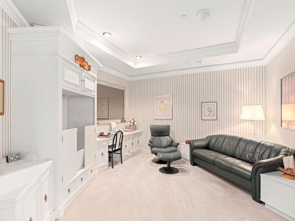 7383 Orangewood Lane 602, Boca Raton FL 33433