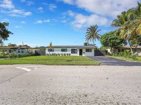 1313 SE 2nd Ave, Deerfield Beach FL 33441