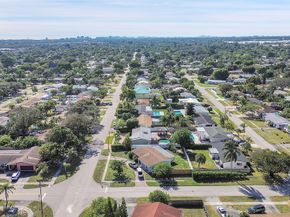 1313 SE 2nd Ave, Deerfield Beach FL 33441