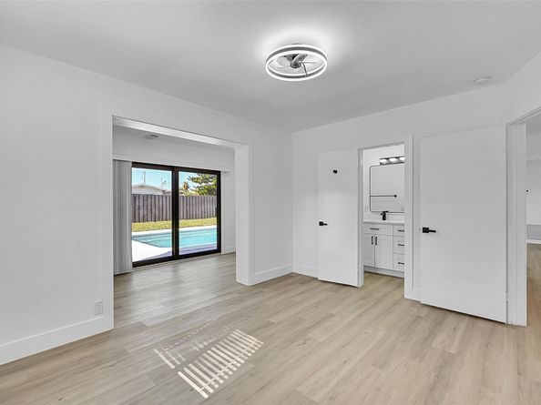 1313 SE 2nd Ave, Deerfield Beach FL 33441