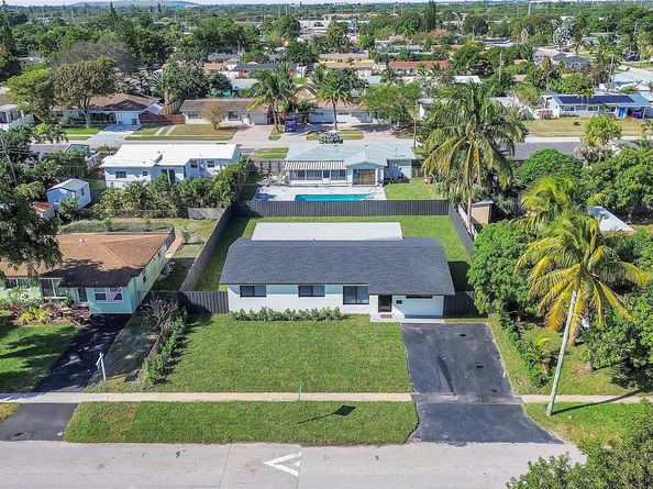 1313 SE 2nd Ave, Deerfield Beach FL 33441
