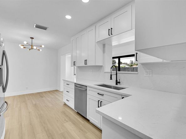 1313 SE 2nd Ave, Deerfield Beach FL 33441