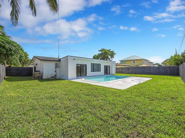 1313 SE 2nd Ave, Deerfield Beach FL 33441