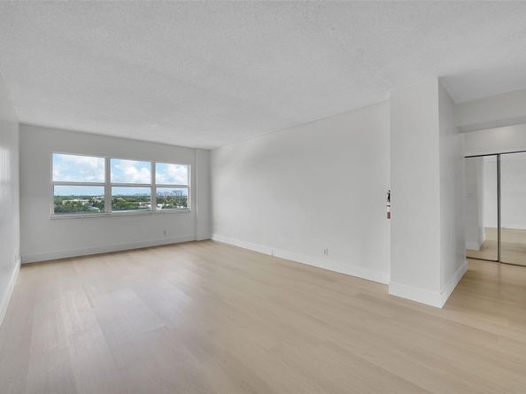 2555 NE 11th St 806, Fort Lauderdale FL 33304